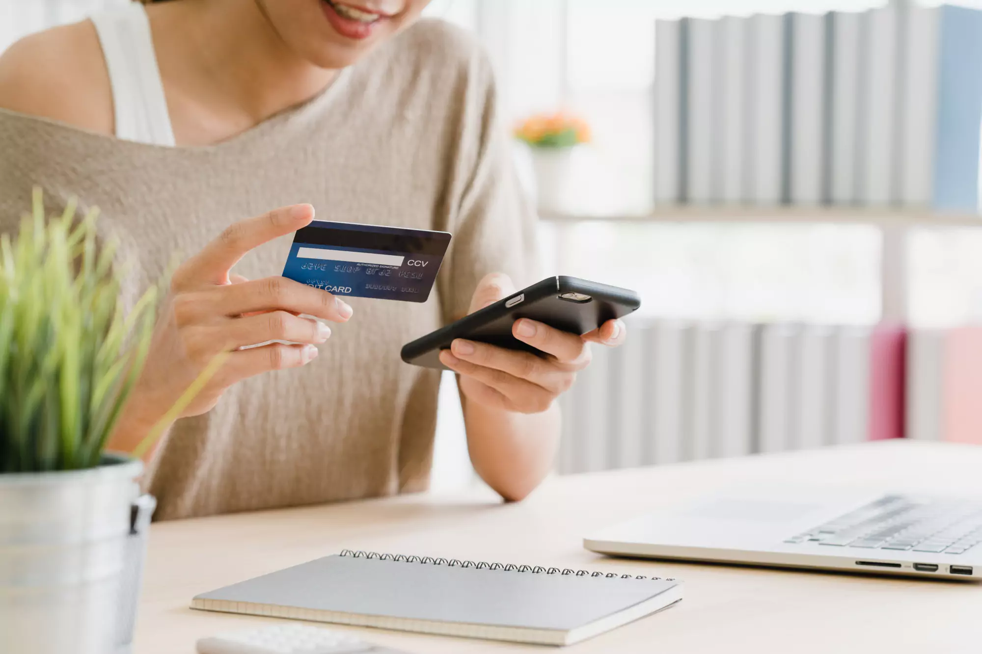 Comparación visual de los tres productos de Transbank: Webpay, Webpay Plus y Webpay Oneclick